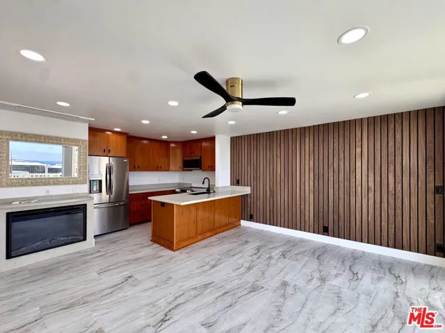 11916 Whalers Lane, Malibu, California 90265