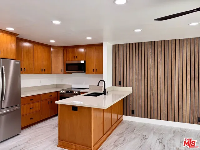 11916 Whalers Lane, Malibu, California 90265