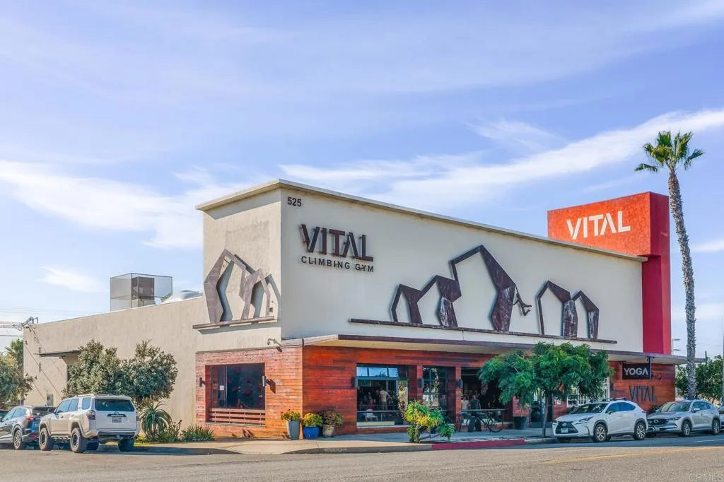 525 S Coast Hwy 101, Oceanside, California 92054 — photo 4