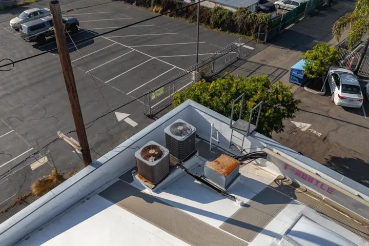 525 S Coast Hwy 101, Oceanside, California 92054