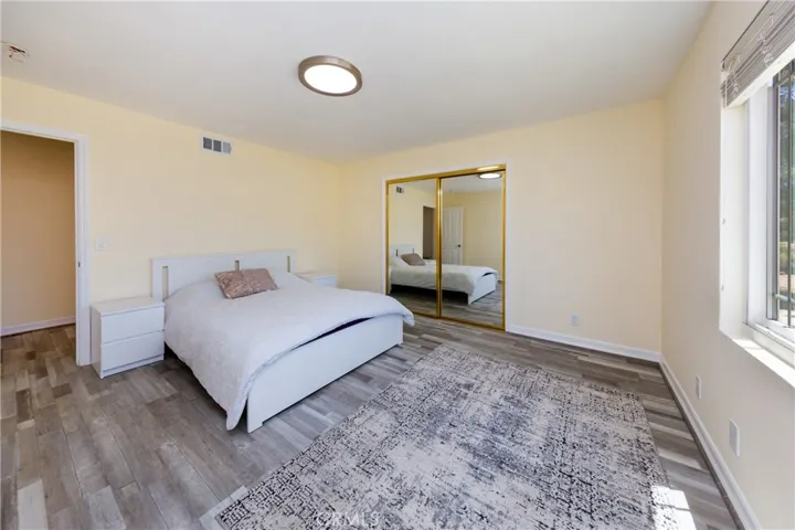 6401 Hubbard, Acton, California 93510