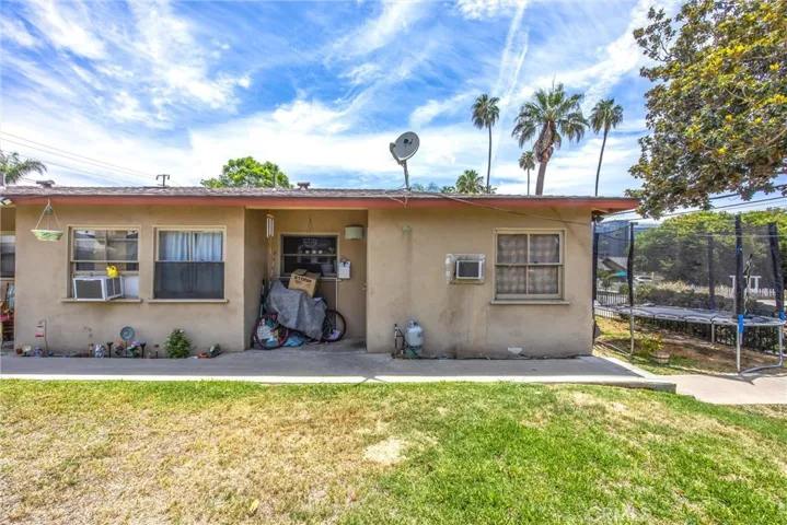 4230 13th, Riverside, California 92501