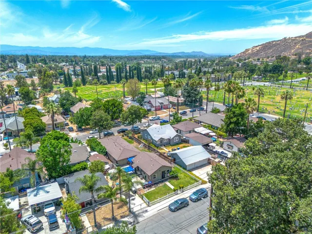 4230 13th, Riverside, California 92501