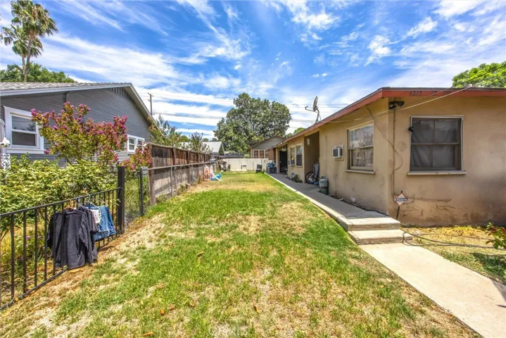 4230 13th, Riverside, California 92501