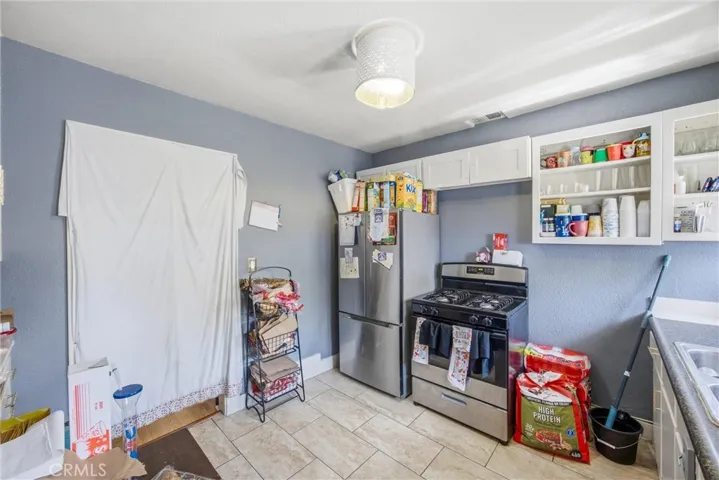 4230 13th, Riverside, California 92501