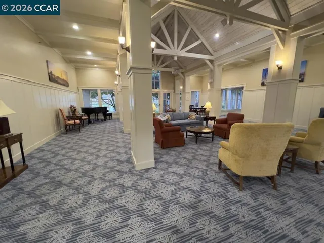 1840 Tice Creek Waterford Lobby