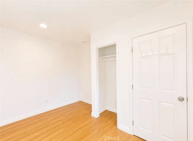 1372 W 36th Street 3, Los Angeles, California 90007