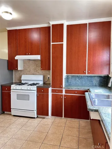 204 E Maple, Glendale, California 91205