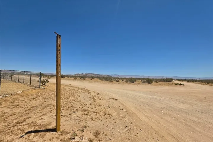 1 Cathedral Drive, Apple Valley, California 92307