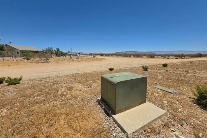 1 Cathedral Drive, Apple Valley, California 92307