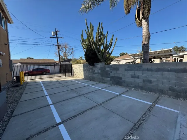 9623 Haas Avenue, Los Angeles, California 90047