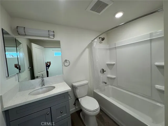 9623 Haas Avenue, Los Angeles, California 90047