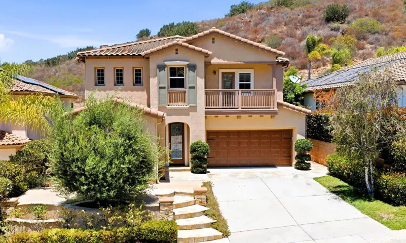 1089 Via Vera Cruz, San Marcos, California 92078