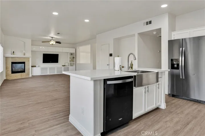 13653 Cobalt Road, Victorville, California 92392