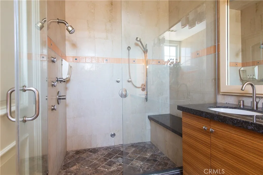 Upstairs primary bathroom