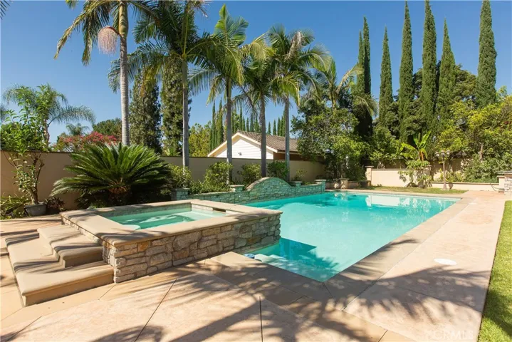 899 S Santa Anita, San Marino, California 91108