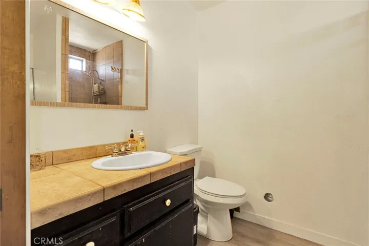 10080 Deep Creek Road, Apple Valley, California 92308