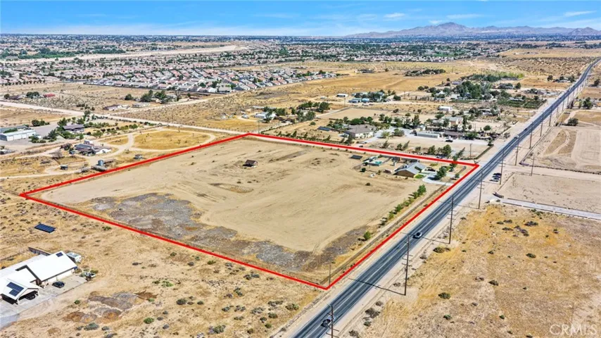 10080 Deep Creek Road, Apple Valley, California 92308