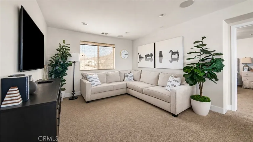 loft with built in speakers