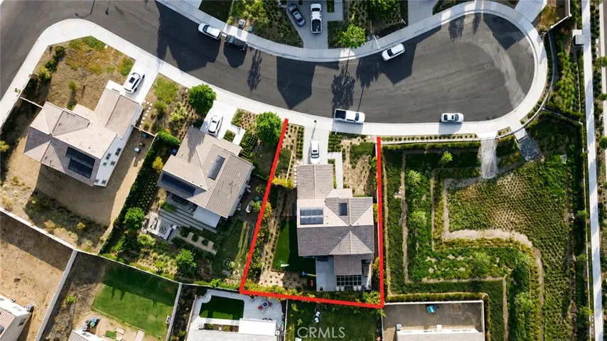 Owned solar - lots of parking on cul-de-sac