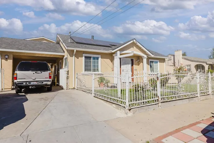 15 Rincon Avenue, Salinas, California 93905