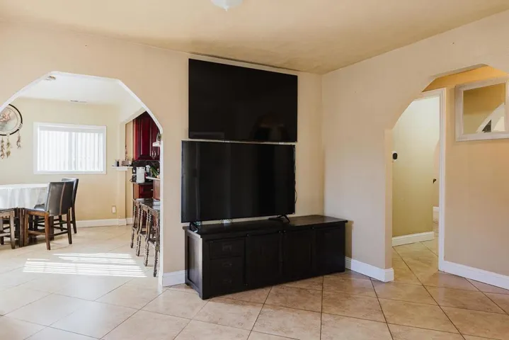 15 Rincon Avenue, Salinas, California 93905