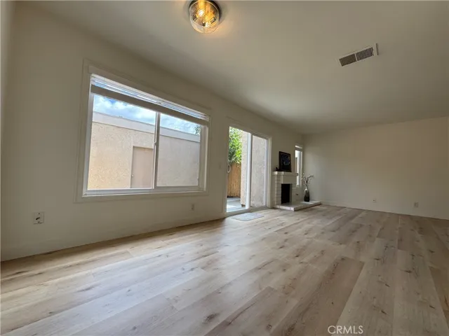 18 Snapdragon 11, Irvine, California 92604