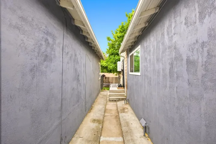 554 Ritchey St, San Diego, California 92114