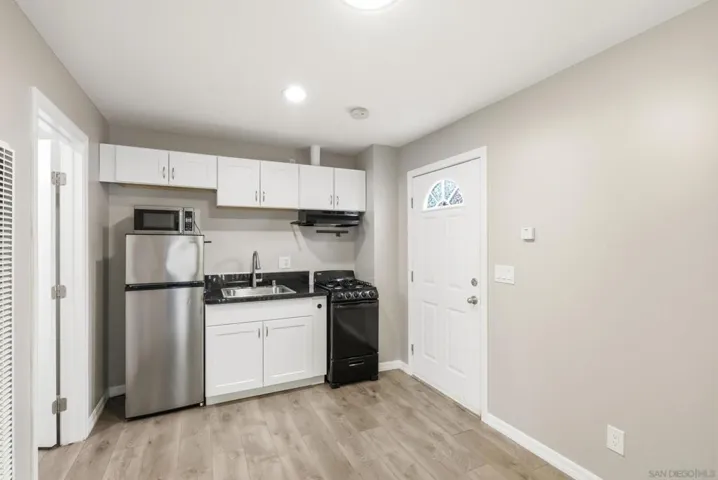 554 Ritchey St, San Diego, California 92114