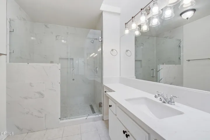 26_bathroom