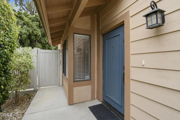 4_front door