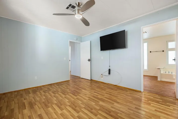PIC31
