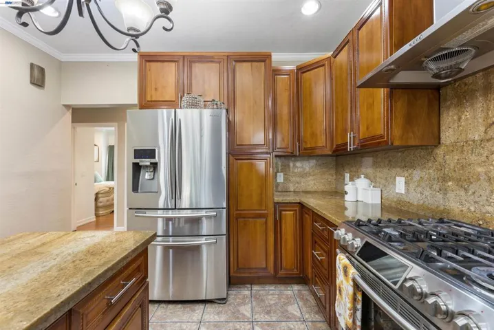 25 Regent St, San Francisco, California 94112