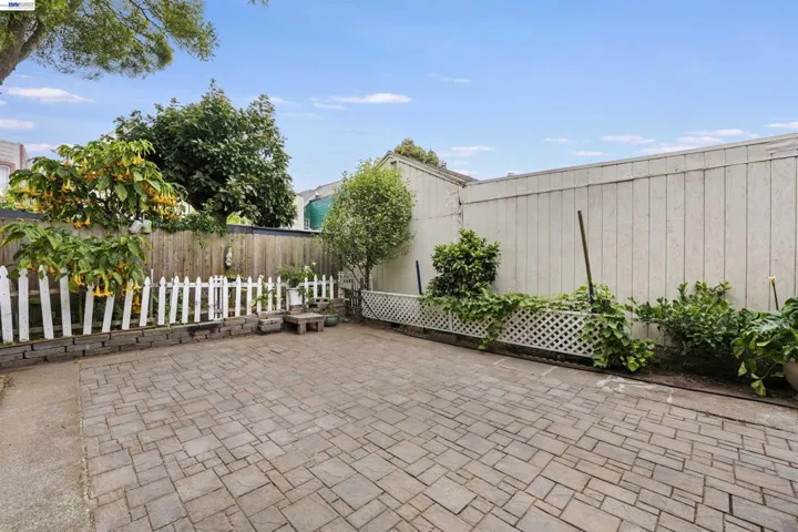 25 Regent St, San Francisco, California 94112