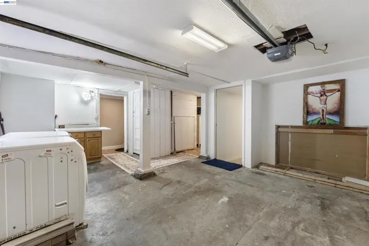 25 Regent St, San Francisco, California 94112