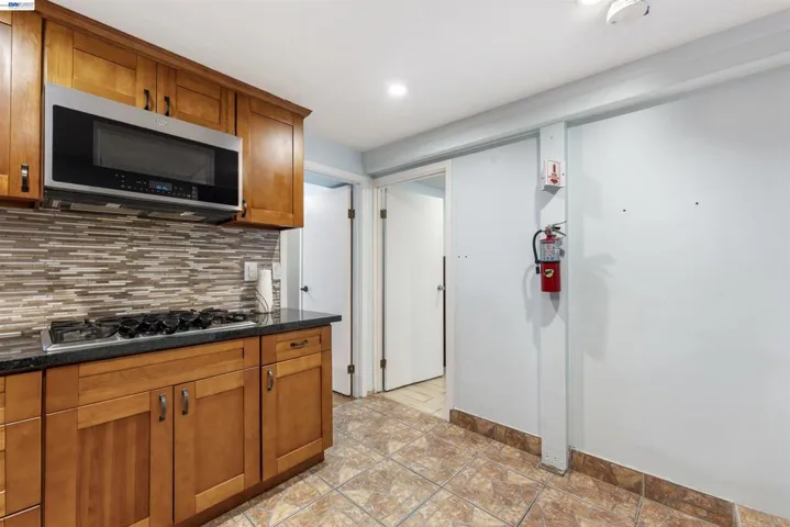 25 Regent St, San Francisco, California 94112