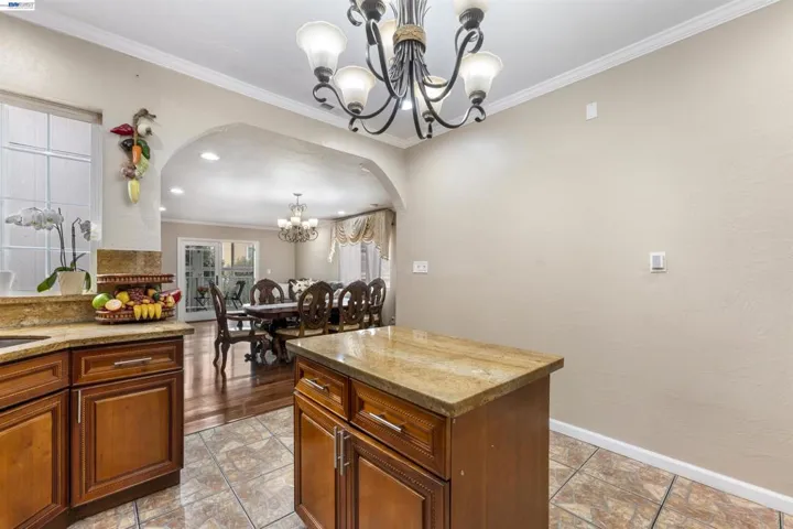 25 Regent St, San Francisco, California 94112