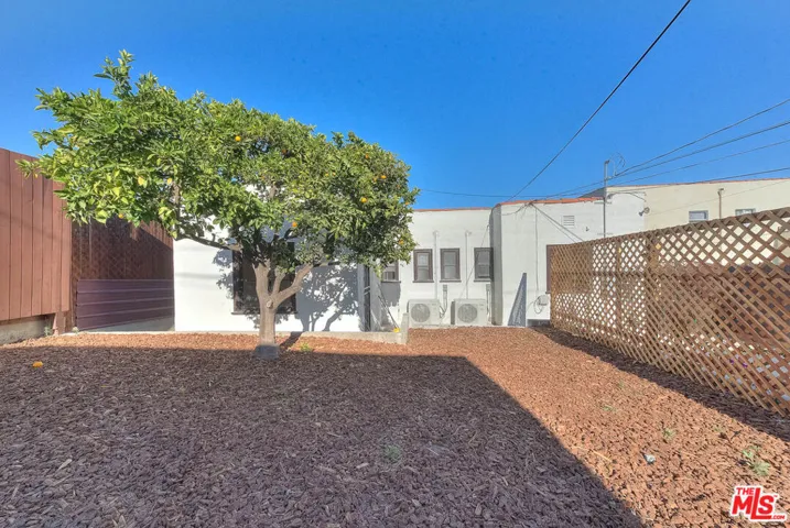 1361 Keniston Avenue, Los Angeles, California 90019