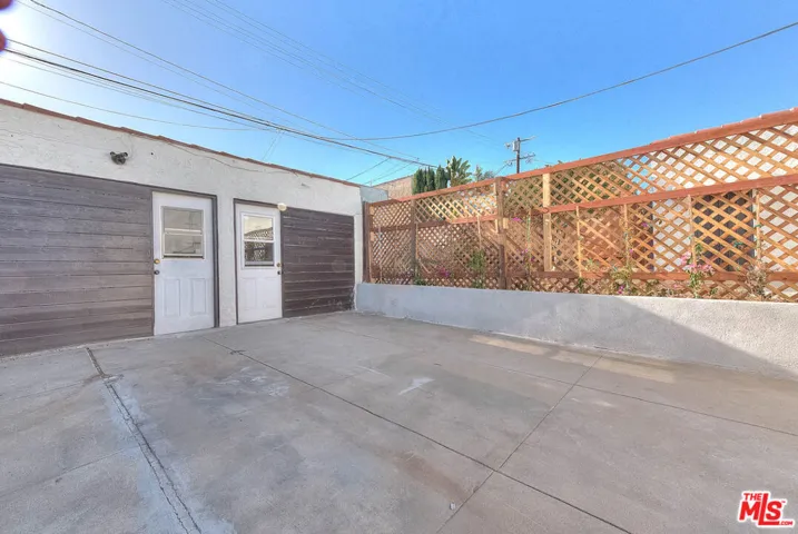 1361 Keniston Avenue, Los Angeles, California 90019