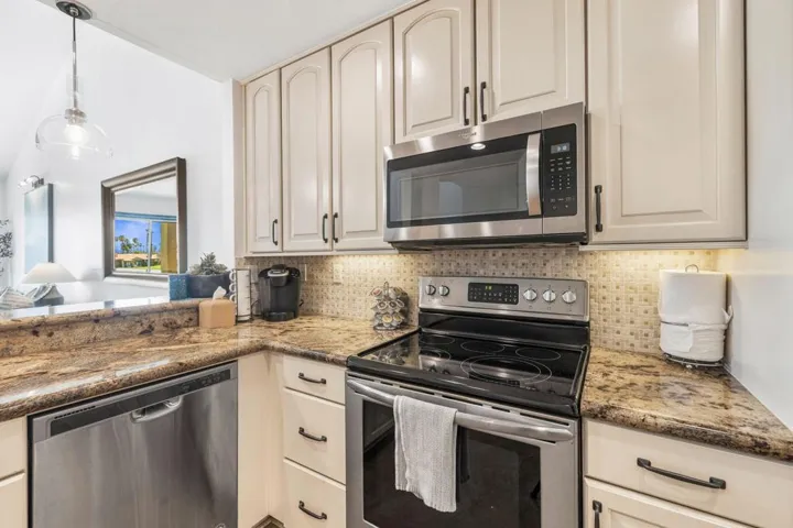 38-web-or-mls-8M4A5293