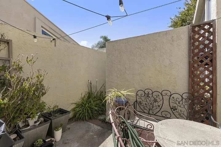 6186 Caminito Baeza, San Diego, California 92122
