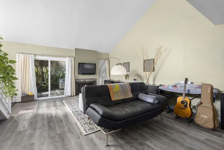 6186 Caminito Baeza, San Diego, California 92122