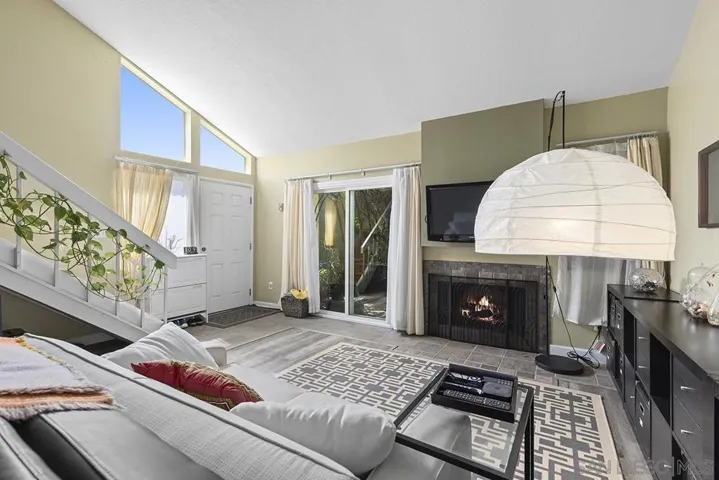 6186 Caminito Baeza, San Diego, California 92122