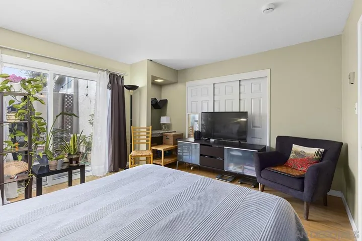 6186 Caminito Baeza, San Diego, California 92122
