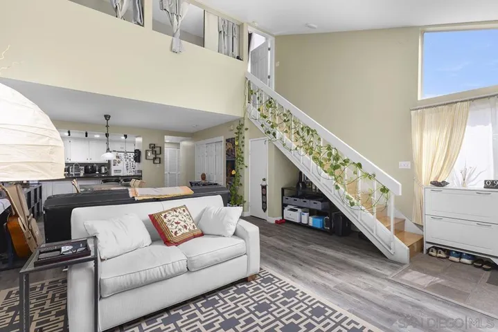 6186 Caminito Baeza, San Diego, California 92122