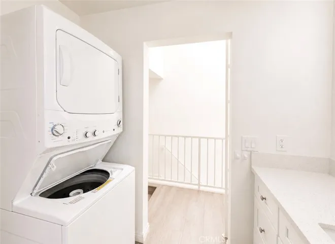917 S Catalina 5, Los Angeles, California 90006