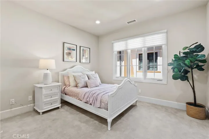 109 Andirons, Irvine, California 92602