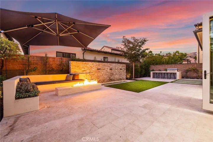 109 Andirons, Irvine, California 92602