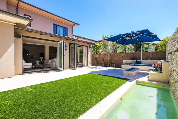 109 Andirons, Irvine, California 92602