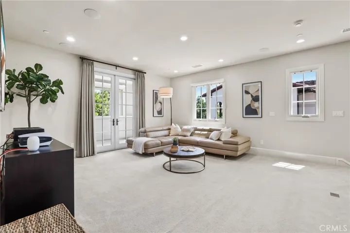 109 Andirons, Irvine, California 92602